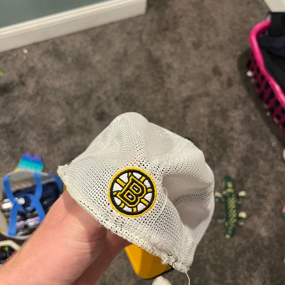 Boston bruins adidas hat fitted size small/medium - Picture 4 of 4